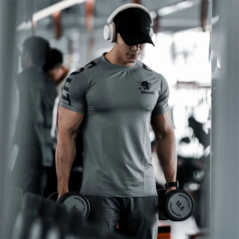 Men's T-shirt Sports Leisure Running Fitness shirt